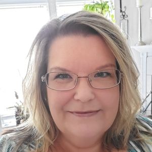 Meet your Posher, Tonya